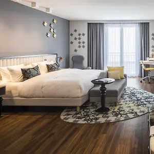 **** Hotel Capri By Fraser, Frankfurt Niemcy